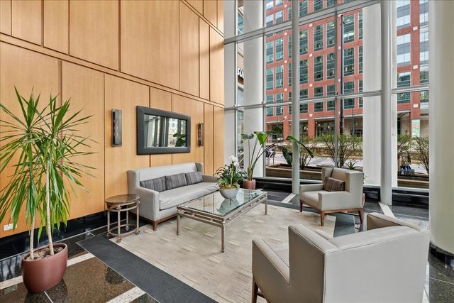 345 N LaSalle Drive 2706, Chicago, IL 60654