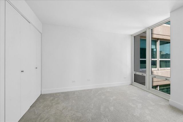 345 N LaSalle Drive 2706, Chicago, IL 60654