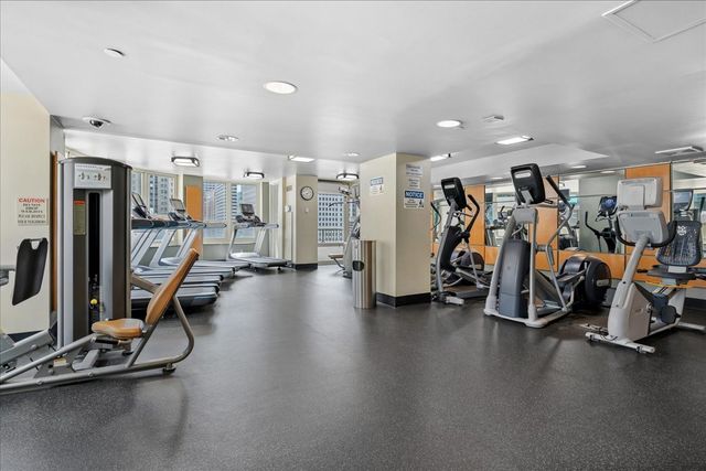 345 N LaSalle Drive 2706, Chicago, IL 60654