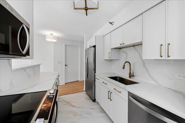 345 N LaSalle Drive 2706, Chicago, IL 60654