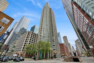 345 N LaSalle Drive 2706, Chicago, IL 60654