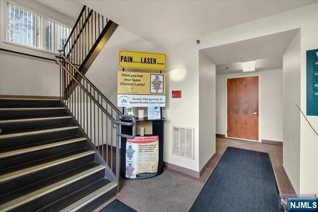 27 S Franklin Turnpike 101, Ramsey, NJ 07446