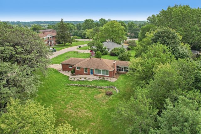 23579 W Windsor Terrace, Antioch, IL 60002