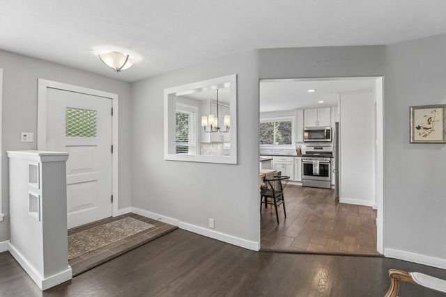 23579 W Windsor Terrace, Antioch, IL 60002