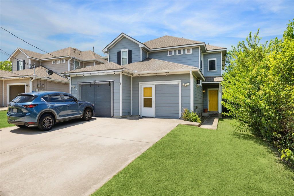 7206 Providence Ave B, Austin, TX 78752
