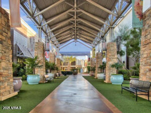 3935 E ROUGH RIDER Road 1016, Phoenix, AZ 85050