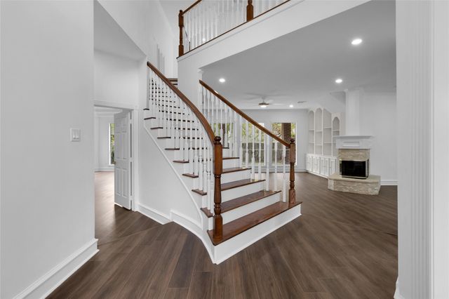 17519 Shelburne Lane, Spring, TX 77379