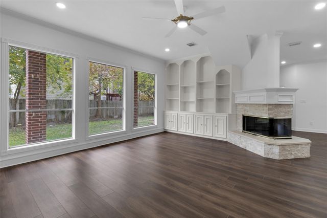 17519 Shelburne Lane, Spring, TX 77379