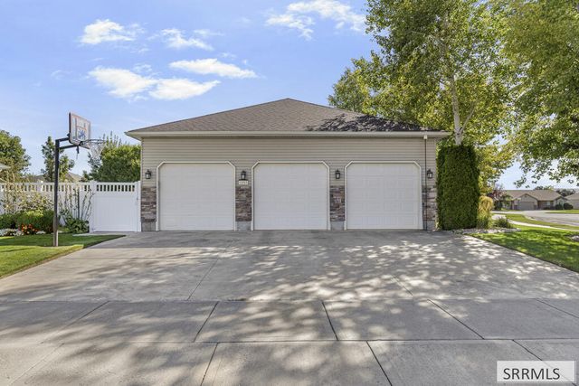 1253 Arrow Point Lane, Idaho Falls, ID 83404