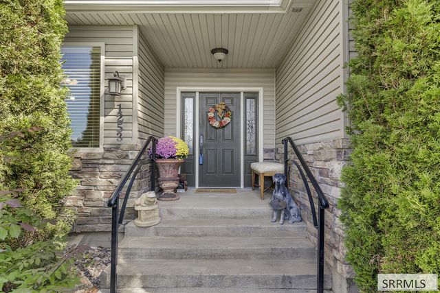 1253 Arrow Point Lane, Idaho Falls, ID 83404