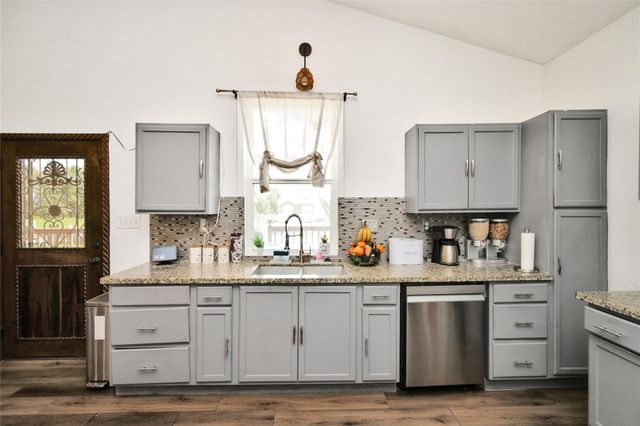 791 Road 5707, Cleveland, TX 77327