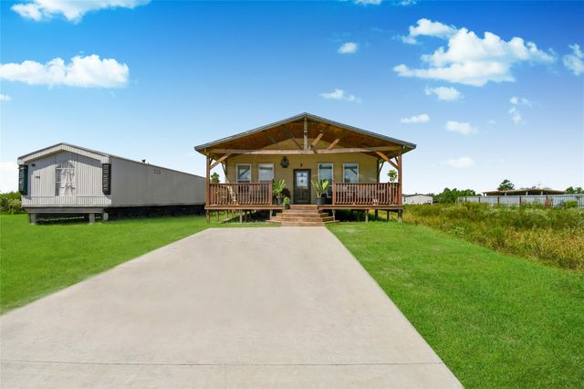 791 Road 5707, Cleveland, TX 77327