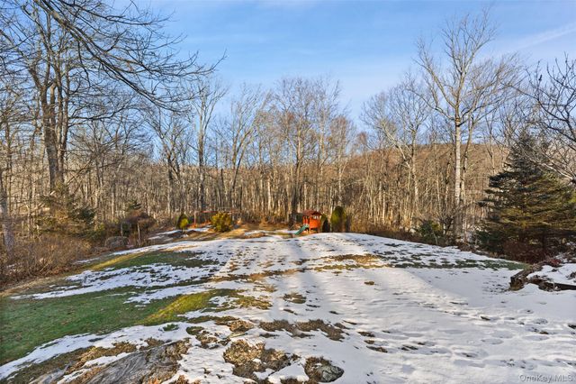 60 Arbutus Street, Putnam Valley, NY 10579