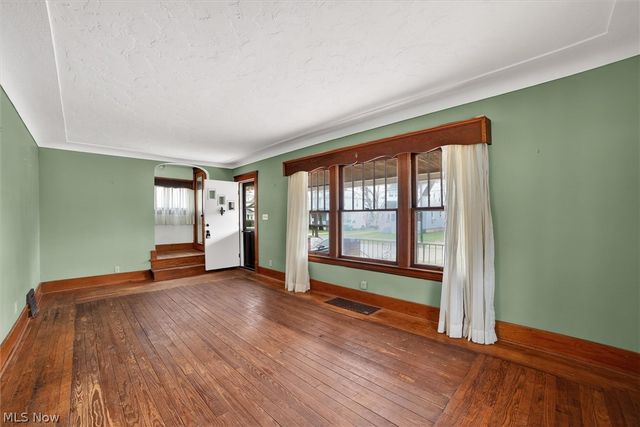 322 W 28th Street, Lorain, OH 44055