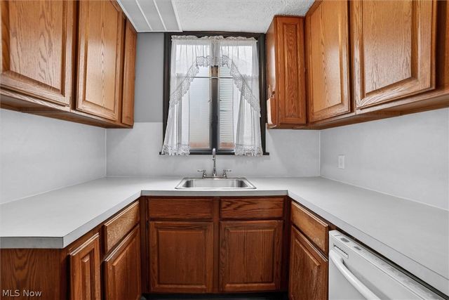 322 W 28th Street, Lorain, OH 44055