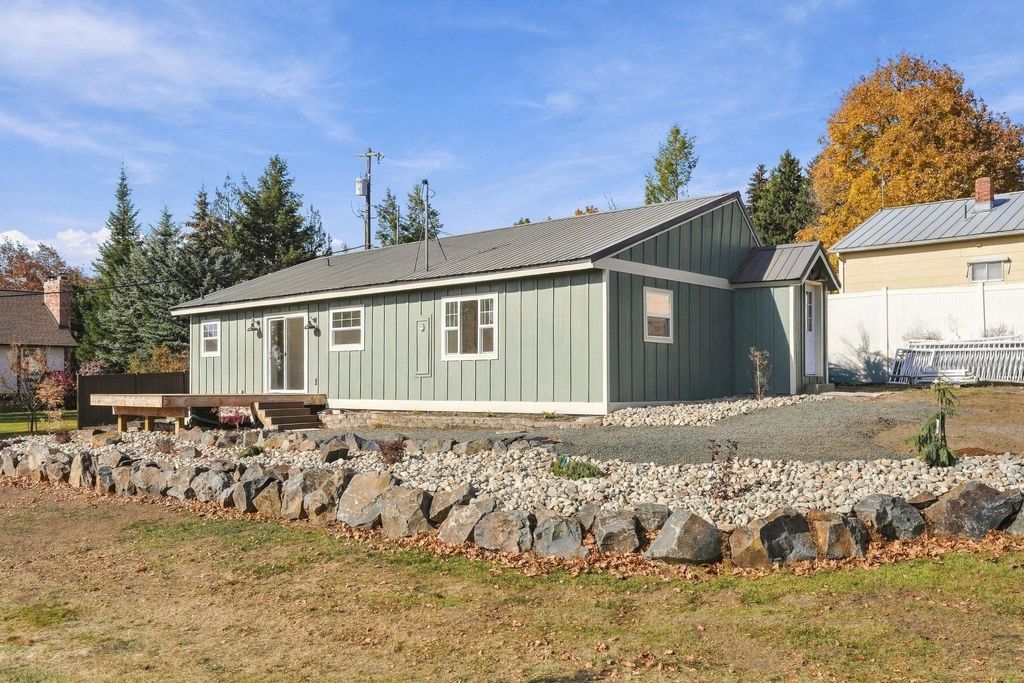 235 S LINDSEY St, Tekoa, WA 99033 photo 5