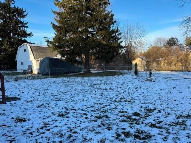 80 S Hartford Avenue, Centerburg, OH 43011