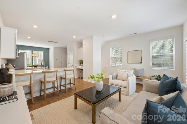 2409 Via del Conte Alley, Charlotte, NC 28205