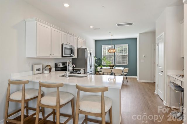 2409 Via del Conte Alley, Charlotte, NC 28205