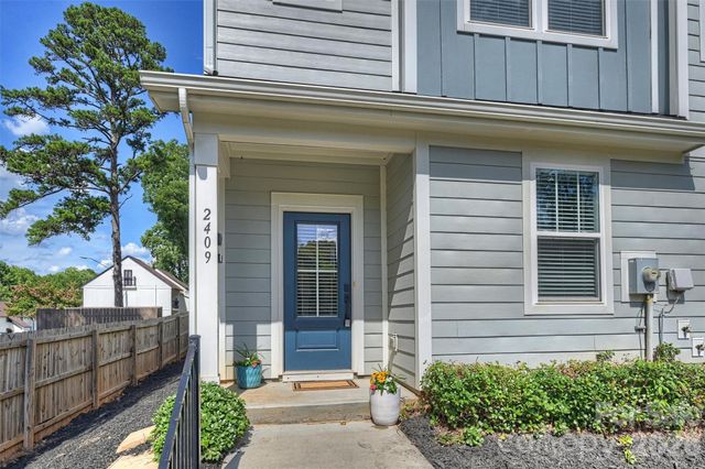 2409 Via del Conte Alley, Charlotte, NC 28205