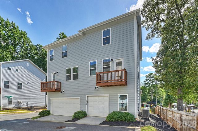 2409 Via del Conte Alley, Charlotte, NC 28205