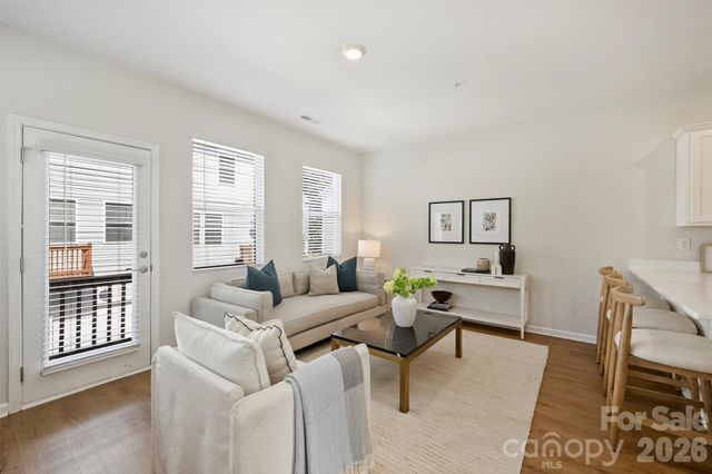 2409 Via del Conte Alley, Charlotte, NC 28205