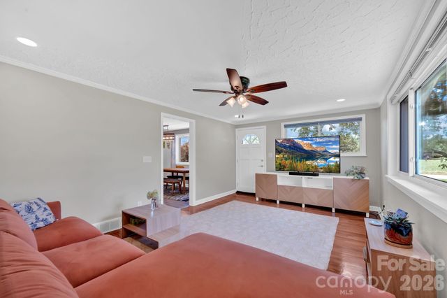 10 Moland Drive, Etowah, NC 28729