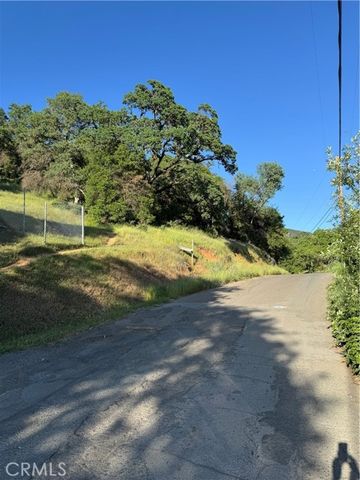 6705 Floyd Way, Nice, CA 95464