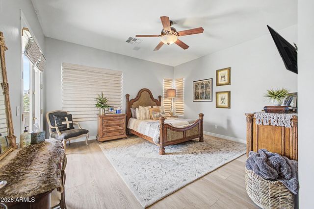 3915 E MEADOWVIEW Drive, Gilbert, AZ 85298