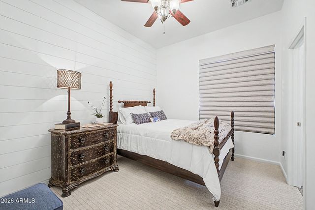 3915 E MEADOWVIEW Drive, Gilbert, AZ 85298