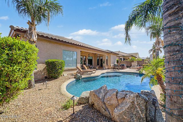 3915 E MEADOWVIEW Drive, Gilbert, AZ 85298