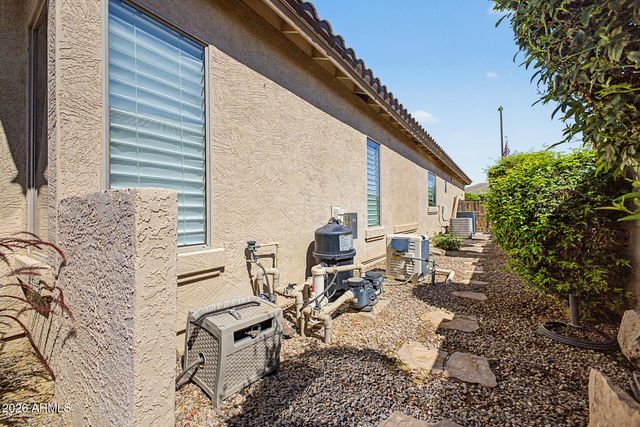 3915 E MEADOWVIEW Drive, Gilbert, AZ 85298
