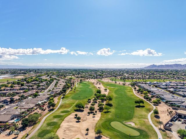 3915 E MEADOWVIEW Drive, Gilbert, AZ 85298