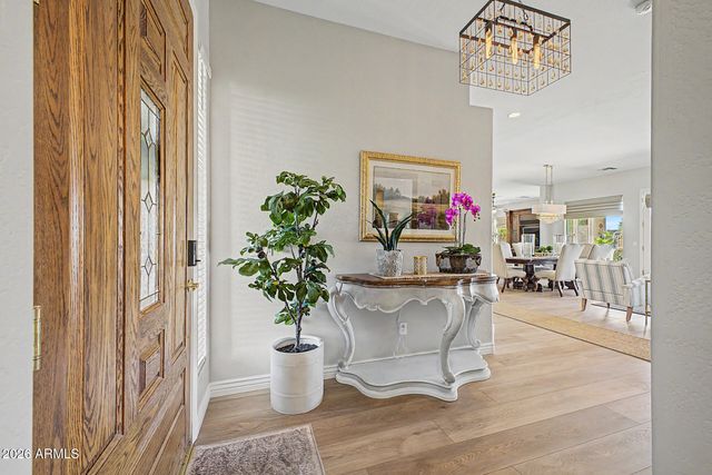 3915 E MEADOWVIEW Drive, Gilbert, AZ 85298