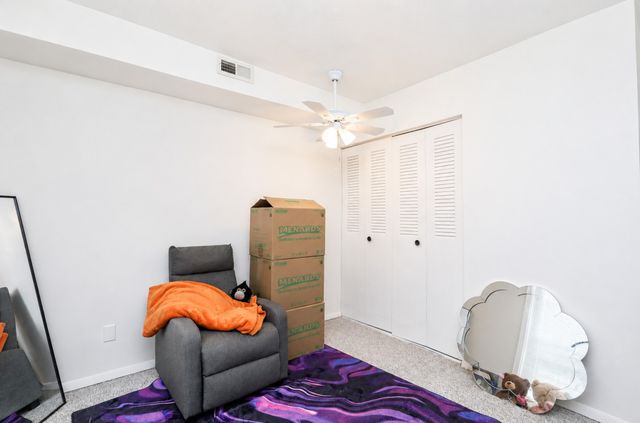 1120 E 6th Street 8, Des Moines, IA 50316