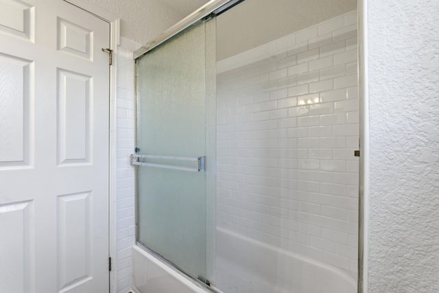 1413 Wrenwood Way, Madera, CA 93638