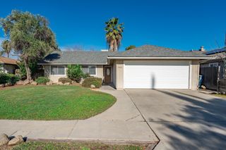1413 Wrenwood Way, Madera, CA 93638