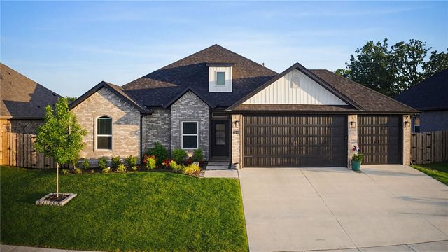 1341 Sessile Oak Way, Bentonville, AR 72713