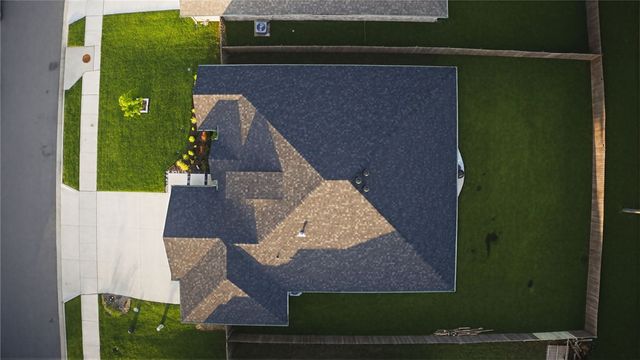1341 Sessile Oak Way, Bentonville, AR 72713