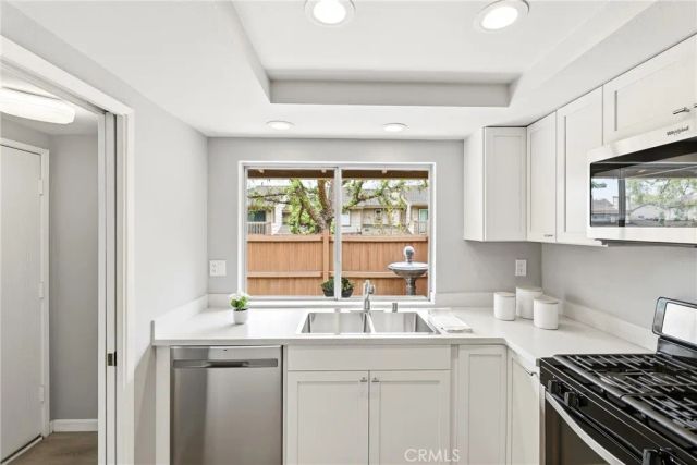 1569 Avenida Selva 201, Fullerton, CA 92833