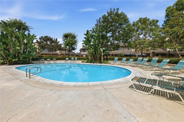 1569 Avenida Selva 201, Fullerton, CA 92833