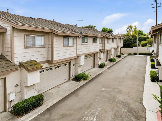 1569 Avenida Selva 201, Fullerton, CA 92833