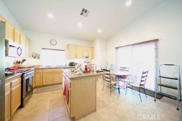42585 Devant Circle, Temecula, CA 92592