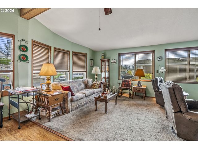17401 Se 39TH St 71, Vancouver, WA 98683