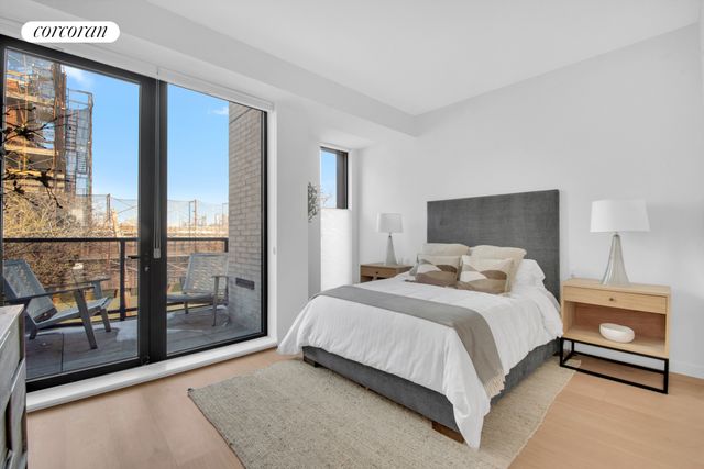 24 HUNTINGTON Street, New York City, NY 11231