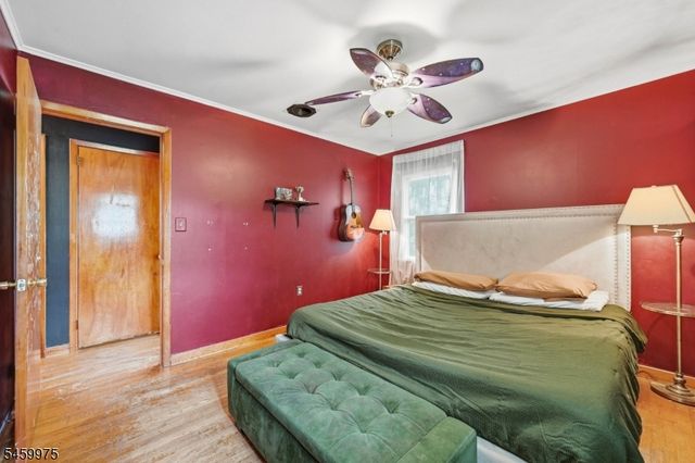 74 Trinity St, Newton Town, NJ 07860