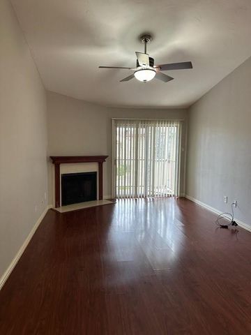 2120 El Paseo Street 620, Houston, TX 77054