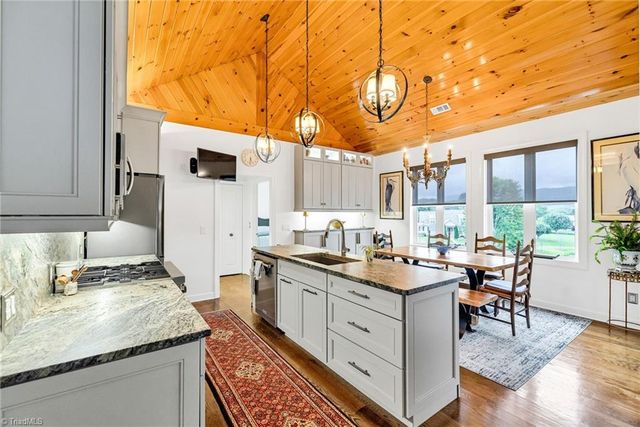 342 Birkdale Ridge, Jefferson, NC 28640