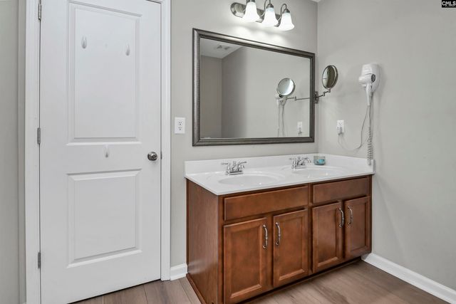 180 Rossmore Drive, Cayce, SC 29033