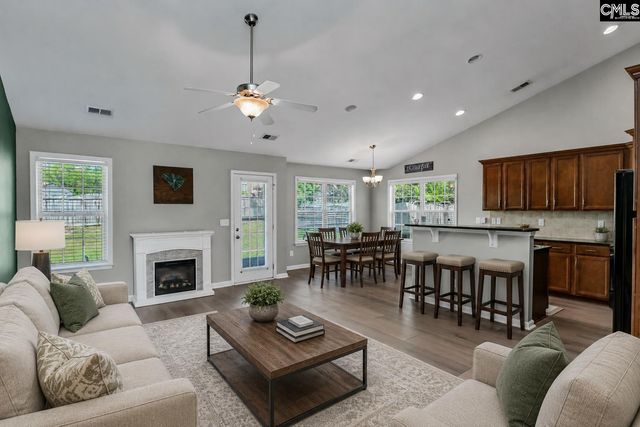 180 Rossmore Drive, Cayce, SC 29033